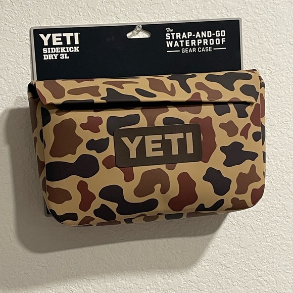 Yeti Other - YETI  NWT,, Wetlands Camo Sidekick 3L